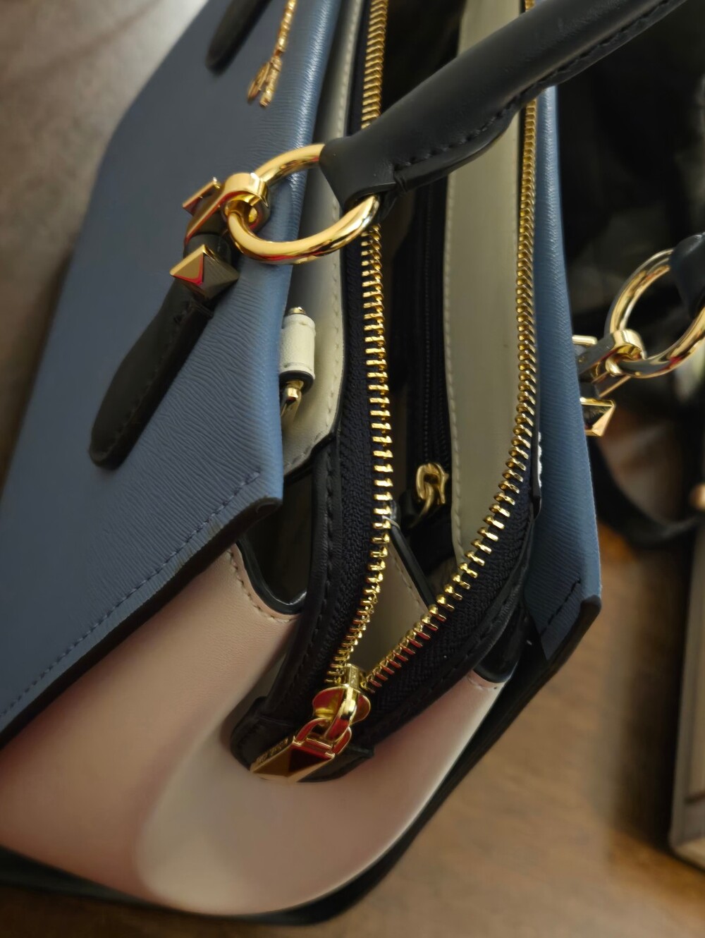 Michael Kors Marilyn Medium Color-Block Saffiano Leather Satchel - Picture 4 of 11
